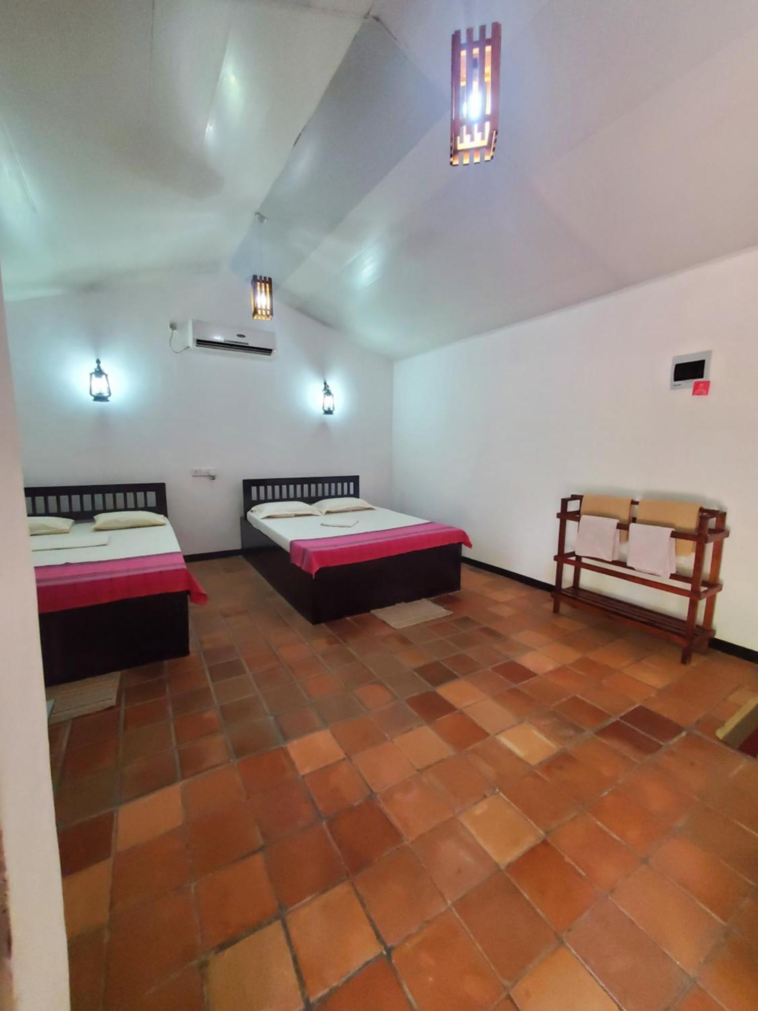 Clay Hut Village Polonnaruwa Zewnętrze zdjęcie