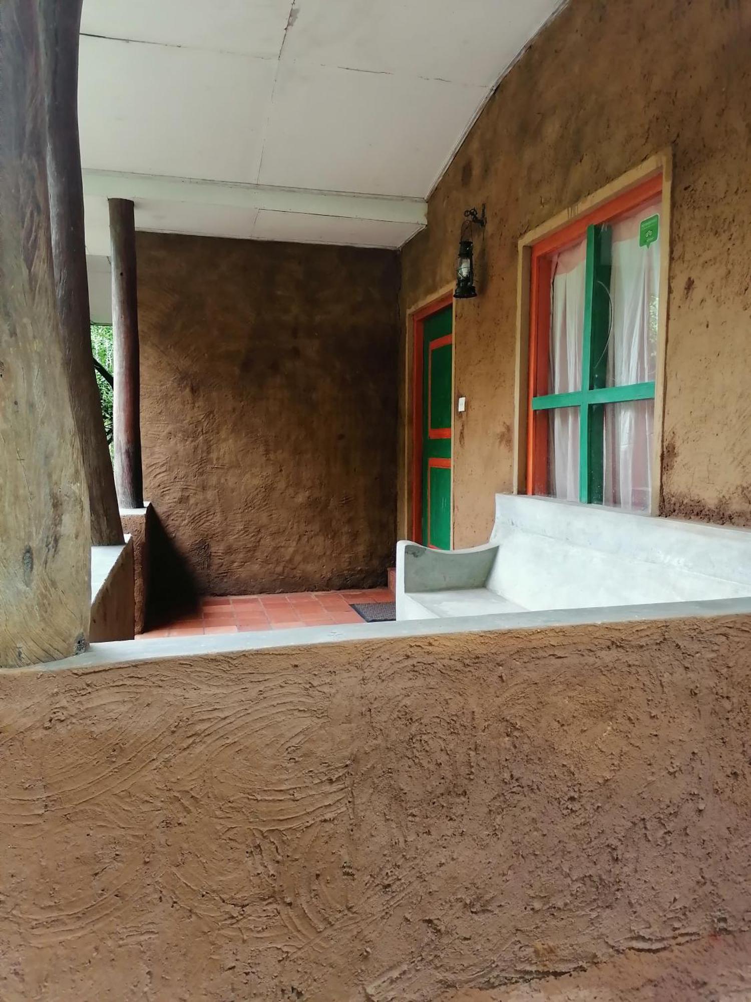 Clay Hut Village Polonnaruwa Zewnętrze zdjęcie